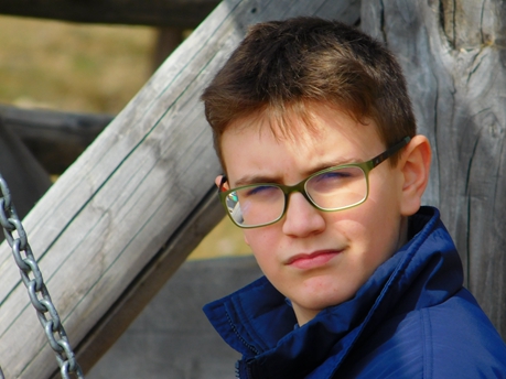 青島華廈眼科醫(yī)院：近視、遠視、散光如何區(qū)分